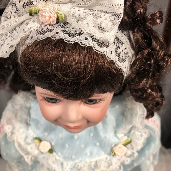 Porcelain Morgan Brittany Porcelain Doll - Picture 13 of 14